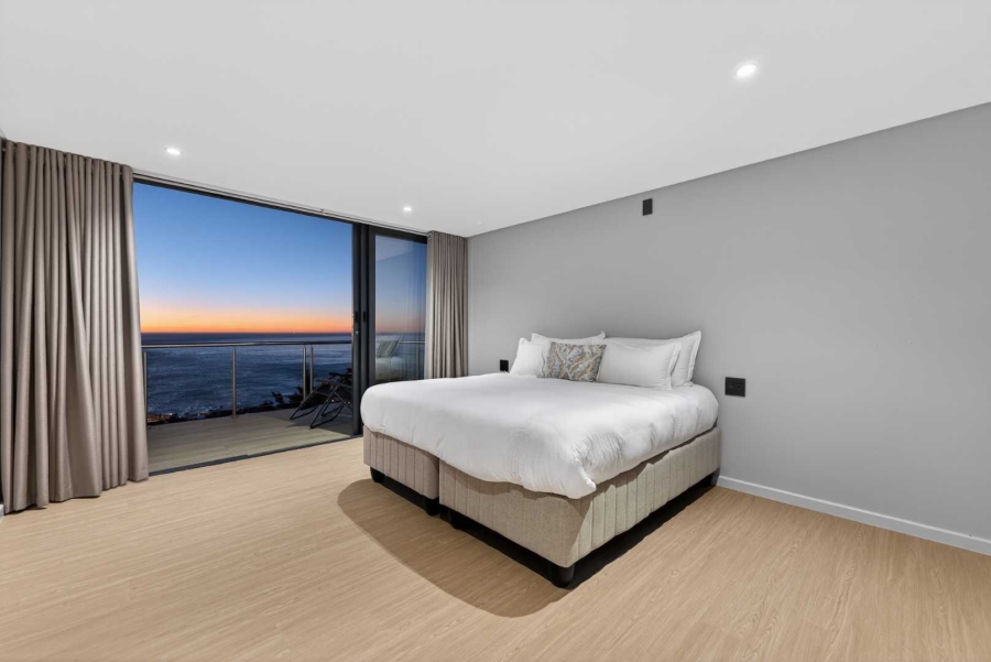 7 Bedroom Property for Sale in Camps Bay Western Cape